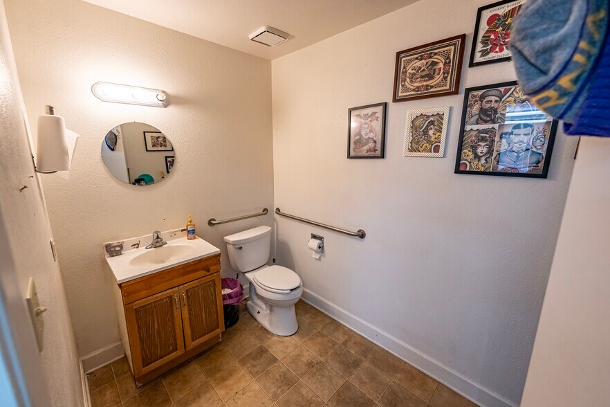 More Photos Of 4120 AZ-68, Golden Valley Warehouse For Sale