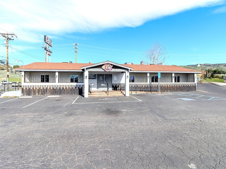 Primary Photo Of 12131 14th St, Yucaipa Restaurant For Lease