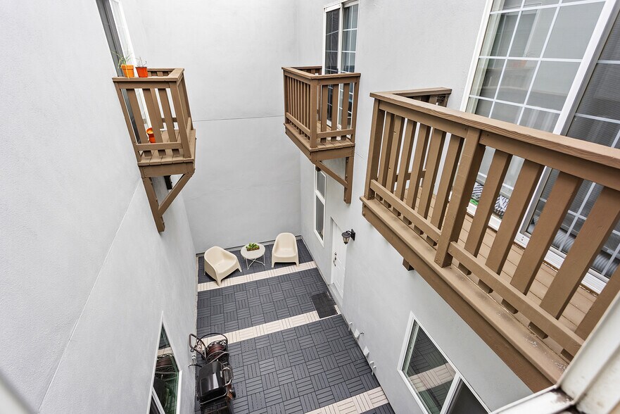 More Photos Of 2401 San Pablo Ave, Oakland Apartments For Sale