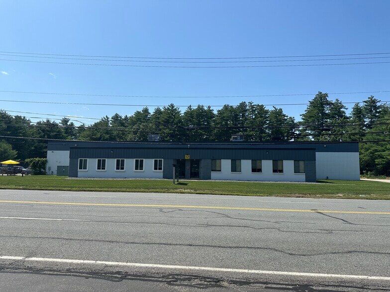 More Photos Of 12 Continental Blvd, Merrimack Distribution For Sale