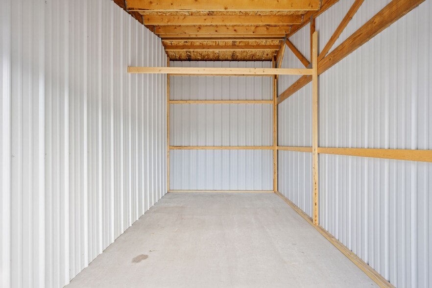 More Photos Of 4011 Maciver Ave NE, Saint Michael Self Storage For Sale