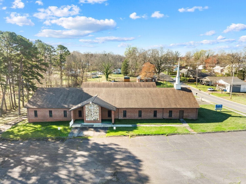 More Photos Of 334 N Oakland Ave, Statesville Specialty For Sale