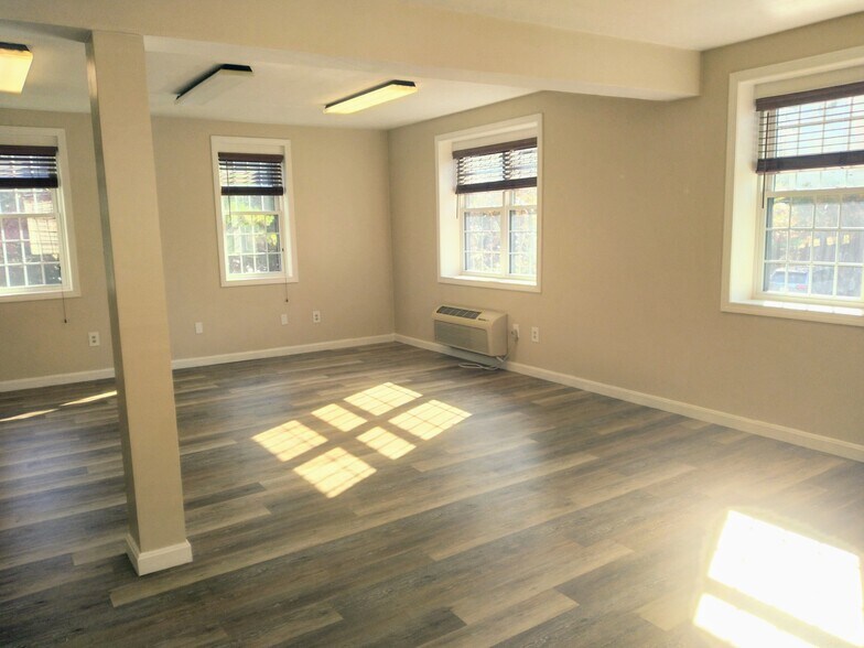 More Photos Of 269 Hanover St, Hanover Office For Lease