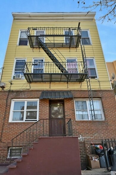 More Photos Of 614 Kennedy Blvd, Union City Apartments For Sale