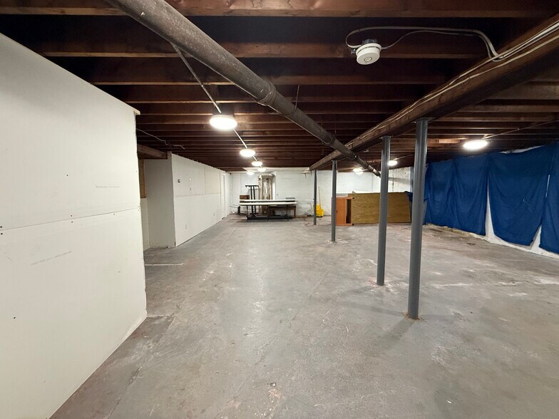 More Photos Of 118 W Boylston St, Worcester Freestanding For Sale