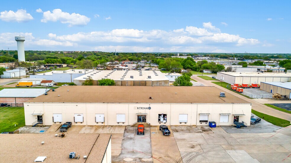 More Photos Of 2355 Pecan Ct, Haltom City Unknown For Lease