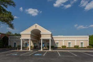 More Photos Of 792 Church St, Marietta Medical For Lease