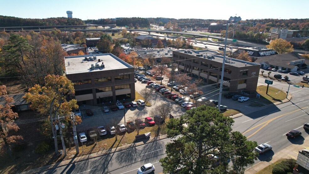 More Photos Of 10421 W Markham St, Little Rock Office For Lease