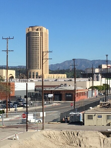 Primary Photo Of 749 E Temple St, Los Angeles Showroom For Lease