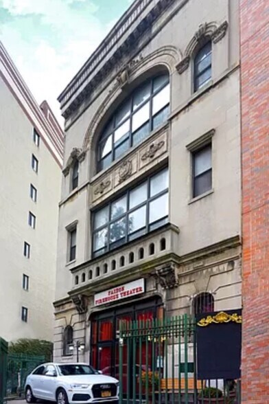 More Photos Of 6 Hancock Pl, New York Theater Concert Hall For Sale