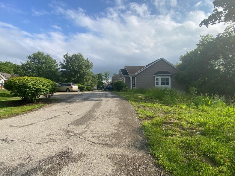 Primary Photo Of , Cincinnati Multifamily For Sale