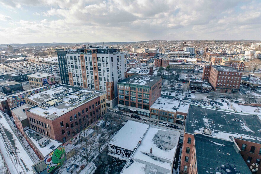 More Photos Of 80-112 Munroe St, Lynn Office For Lease