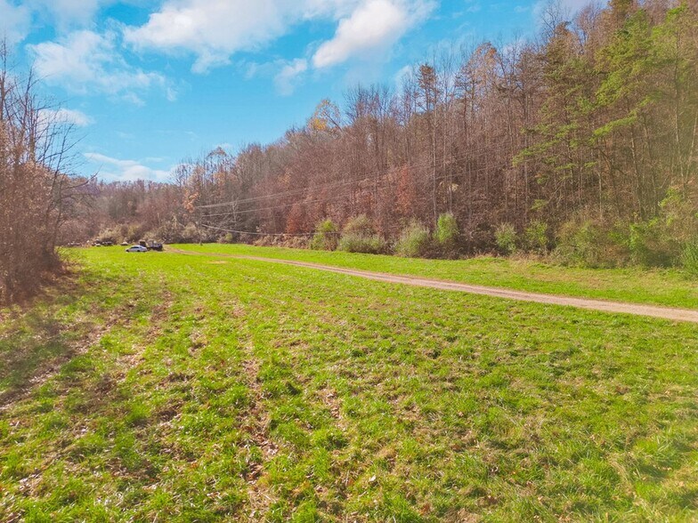 More Photos Of 1960 US Highway-23, Wittensville Land For Sale