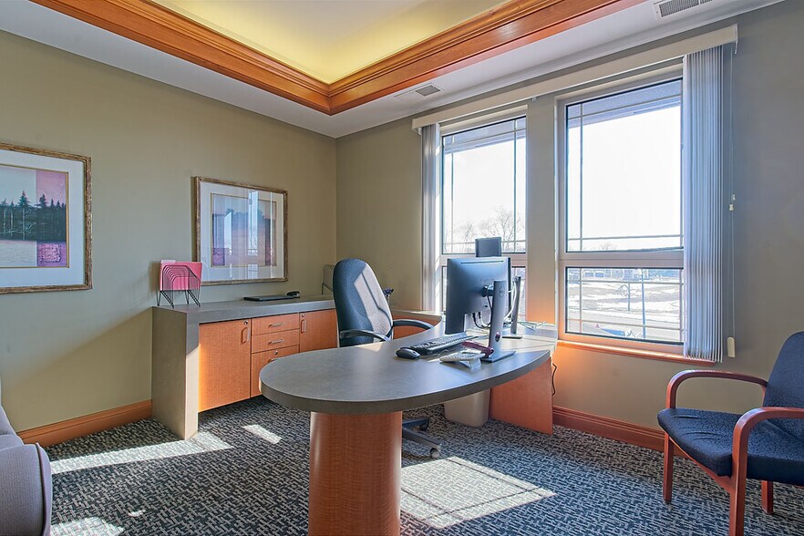 More Photos Of 10-24 Remick Blvd, Springboro Medical For Sale