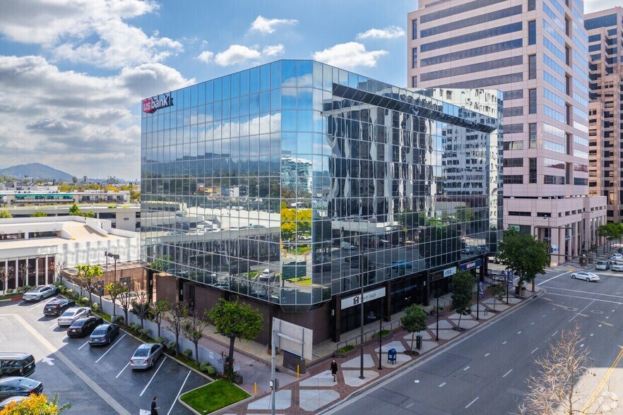 More Photos Of 600 N Brand Blvd, Glendale Medical For Lease