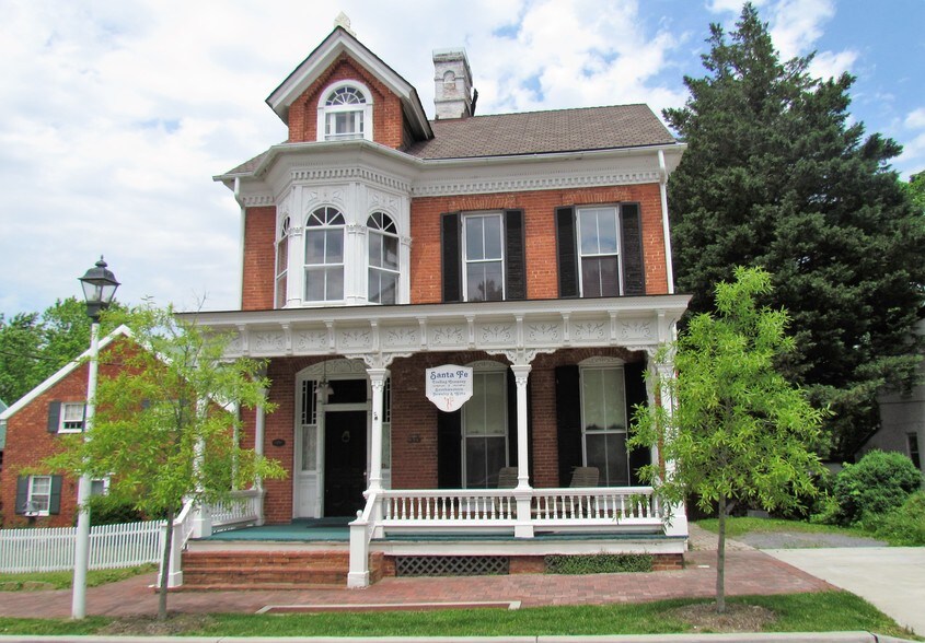 More Photos Of 33 W Main St, New Market Office For Sale