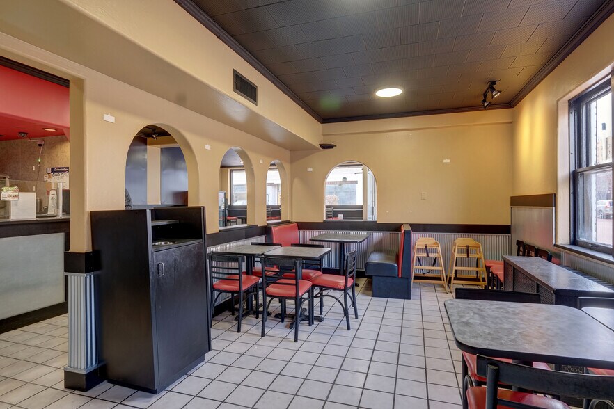 More Photos Of 329 4th St, Wausau Storefront Retail Residential For Sale