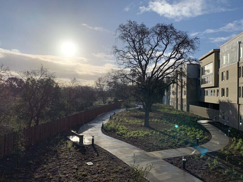 More Photos Of 1088 Branham Ln, San Jose Loft Creative Space For Lease