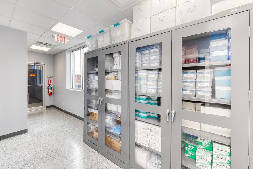 More Photos Of 2940 Lincoln Ave, Oceanside Medical For Sale