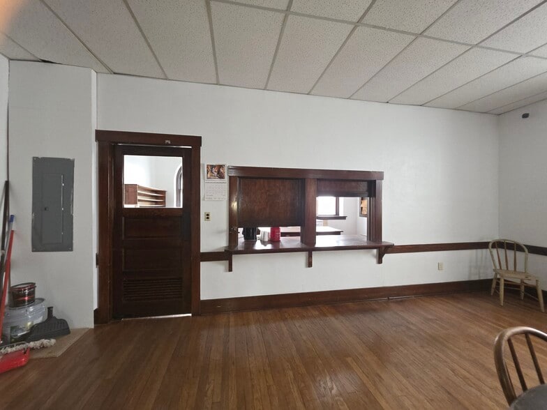 More Photos Of 103 W 4th St, Ellsworth Religious Facility For Sale