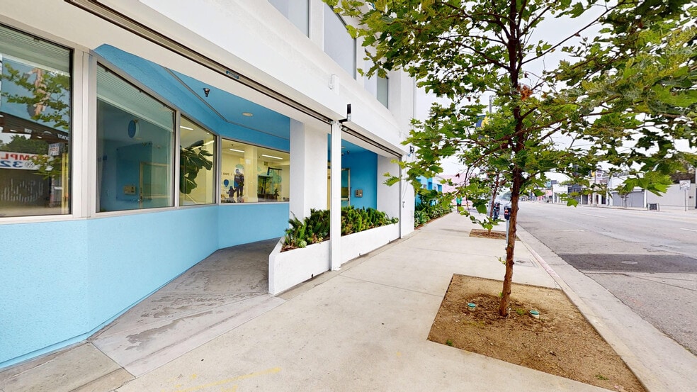 More Photos Of 6926 Melrose Ave, Los Angeles Loft Creative Space For Sale