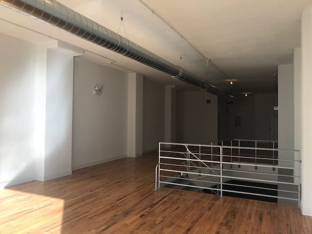 More Photos Of 2769-2787 N Milwaukee Ave, Chicago Coworking Space