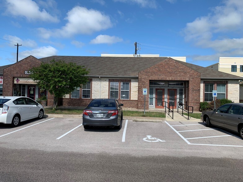 More Photos Of 5411 Williams Dr, Georgetown Office For Lease