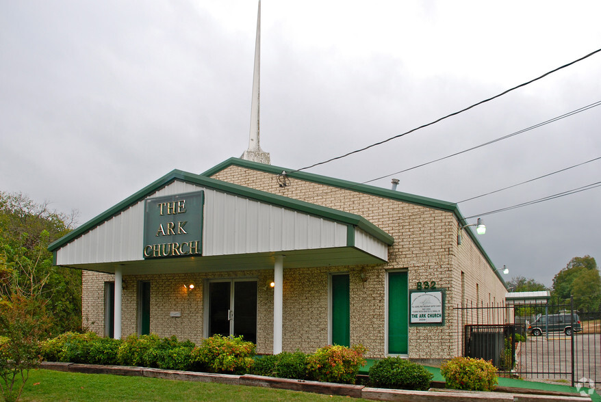 Primary Photo Of 832 Stella Ave, Dallas Religious Facility For Sale