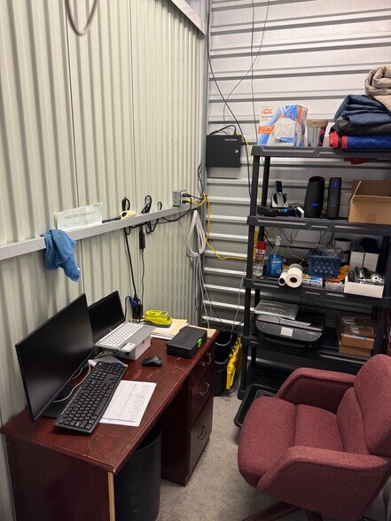 More Photos Of 2348 & 2352 Georgetown NW Rd, Cleveland Self Storage For Sale