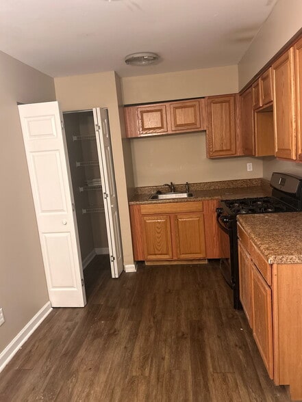 More Photos Of 704 Washington Chapel Terrace Court, Tuskegee Apartments For Sale