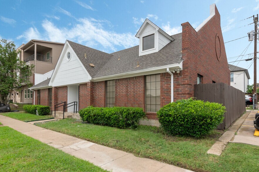 More Photos Of 3112 Lubbock Ave, Fort Worth Medical For Sale