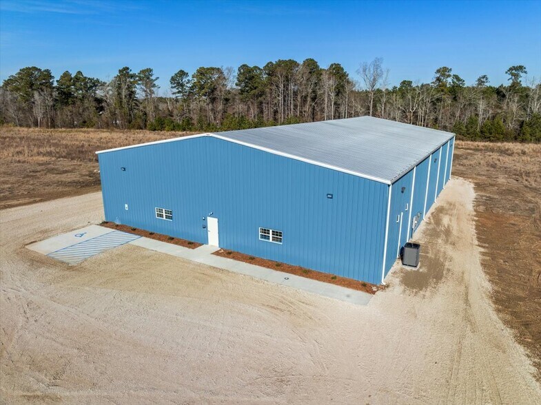 More Photos Of 3345 Willow Creek Rd, Florence Flex For Lease