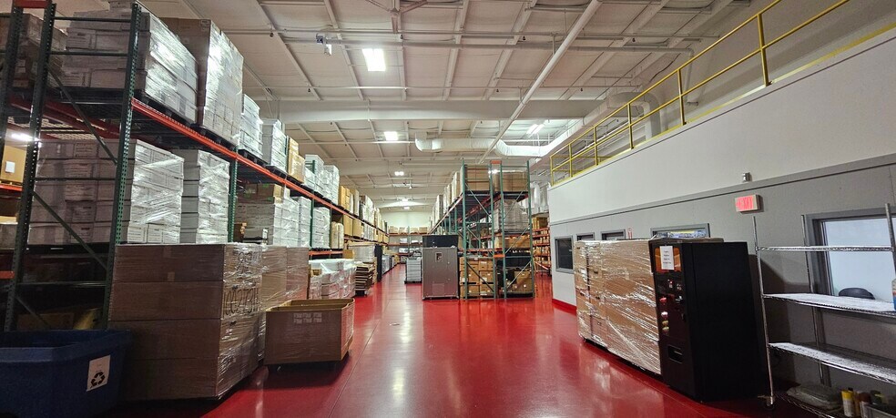 More Photos Of 14 High Bridge Rd, Sandy Hook Industrial For Sale