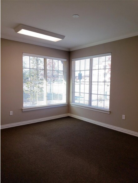 More Photos Of 8951 Collin McKinney Pky, McKinney Medical For Sale