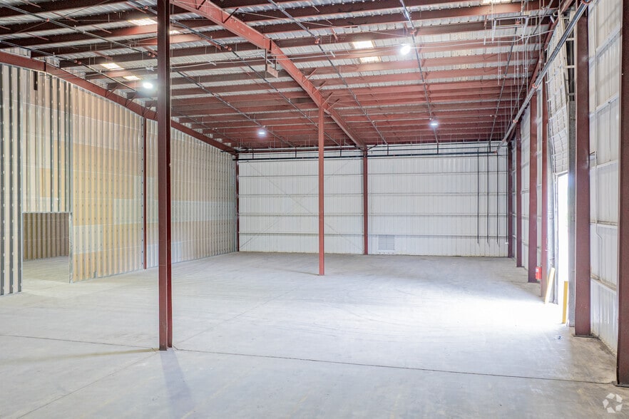 More Photos Of 1001 Bridge St, Fuquay-Varina Unknown For Lease