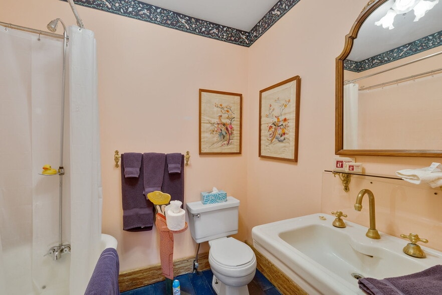 More Photos Of 146 S 3rd St, Ste Genevieve Hospitality For Sale