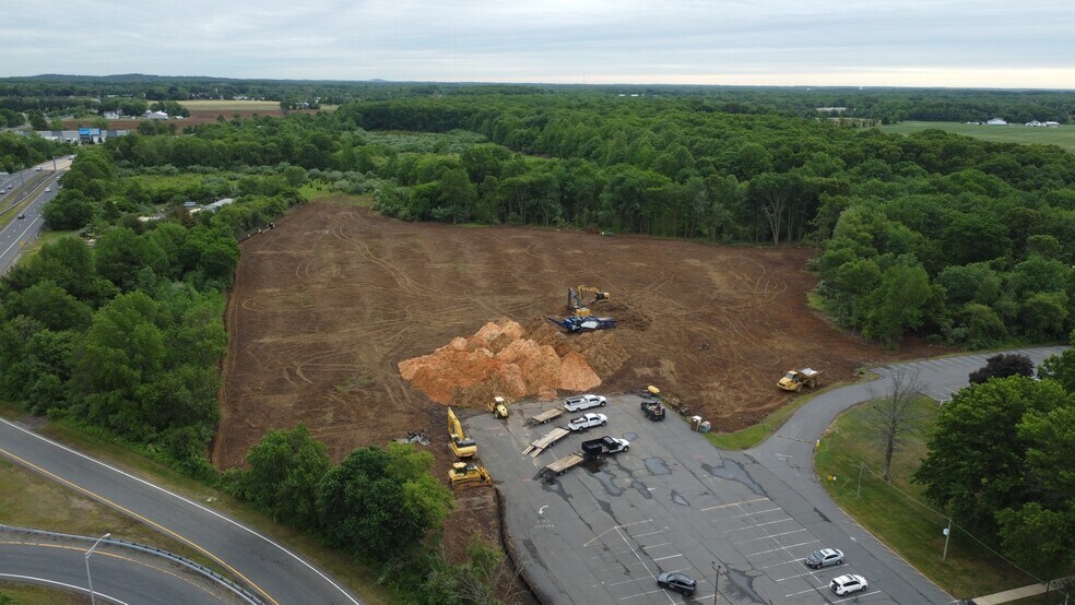 More Photos Of 569 Halls Mill Rd, Freehold Distribution For Sale
