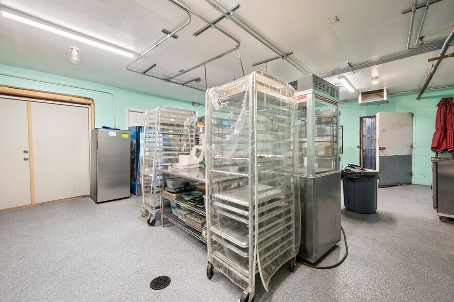 More Photos Of 581 29 Rd, Grand Junction General Retail For Sale
