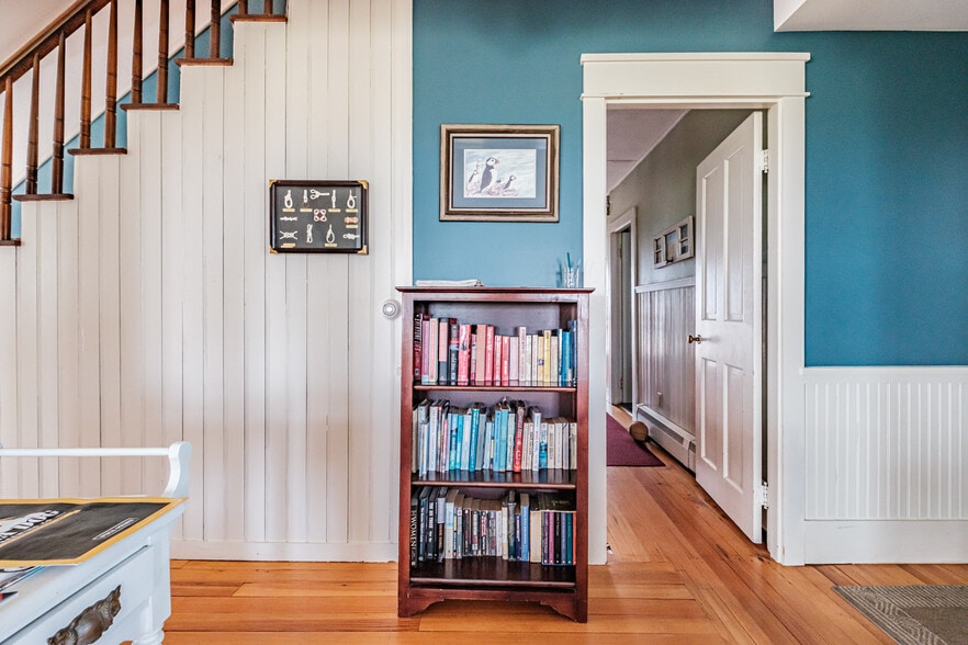 More Photos Of 2 Colby Ave, Old Orchard Beach Specialty For Sale