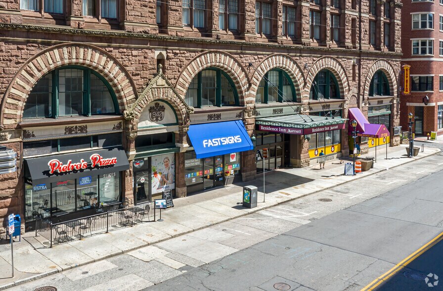 More Photos Of 942 Main St, Hartford Hotel For Lease