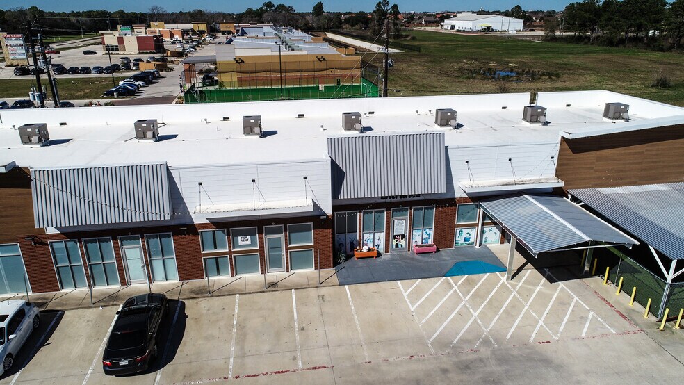 More Photos Of 25600 Westheimer Pky, Katy Unknown For Lease