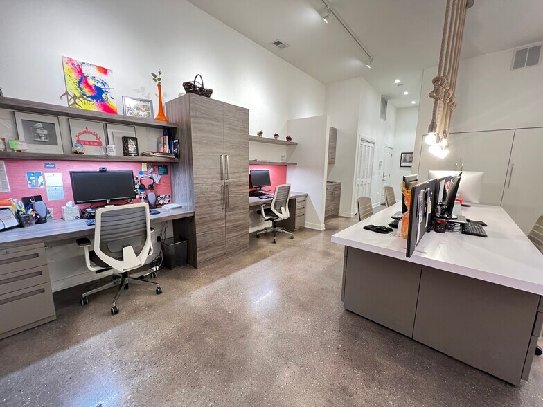 More Photos Of 1419 W Belmont Ave, Chicago Storefront Retail Residential For Lease