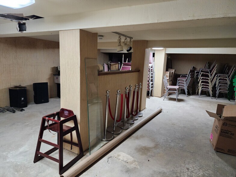 More Photos Of 142-144 N K St, Tulare Restaurant For Sale