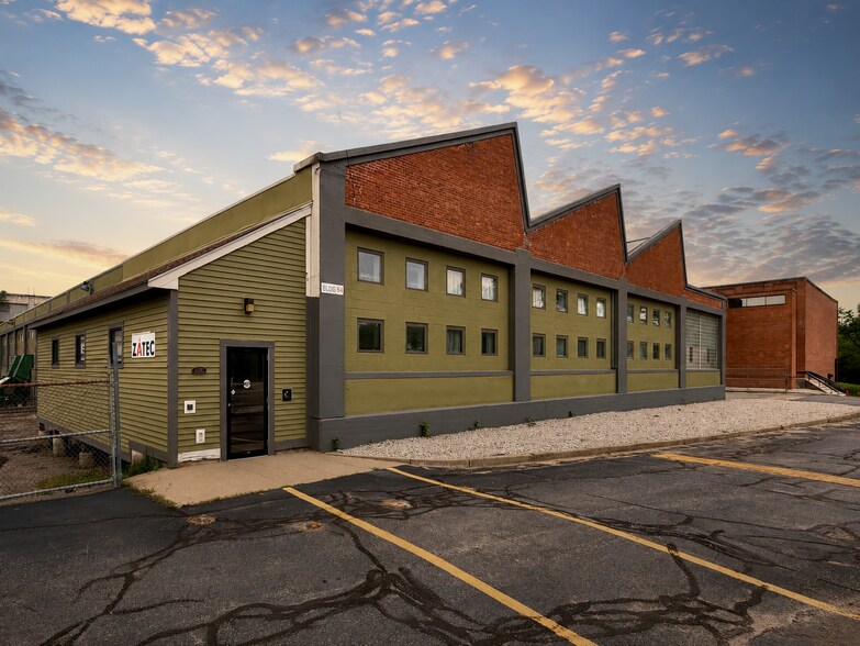 More Photos Of 620 Spring St, North Dighton Warehouse For Lease