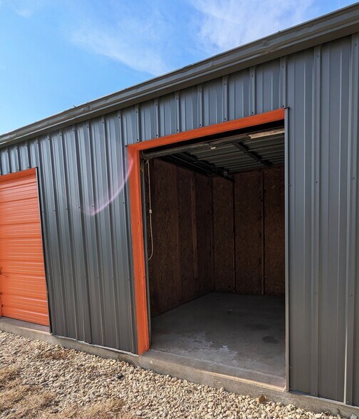 More Photos Of 1454 W 6th Ave, El Dorado Self Storage For Sale