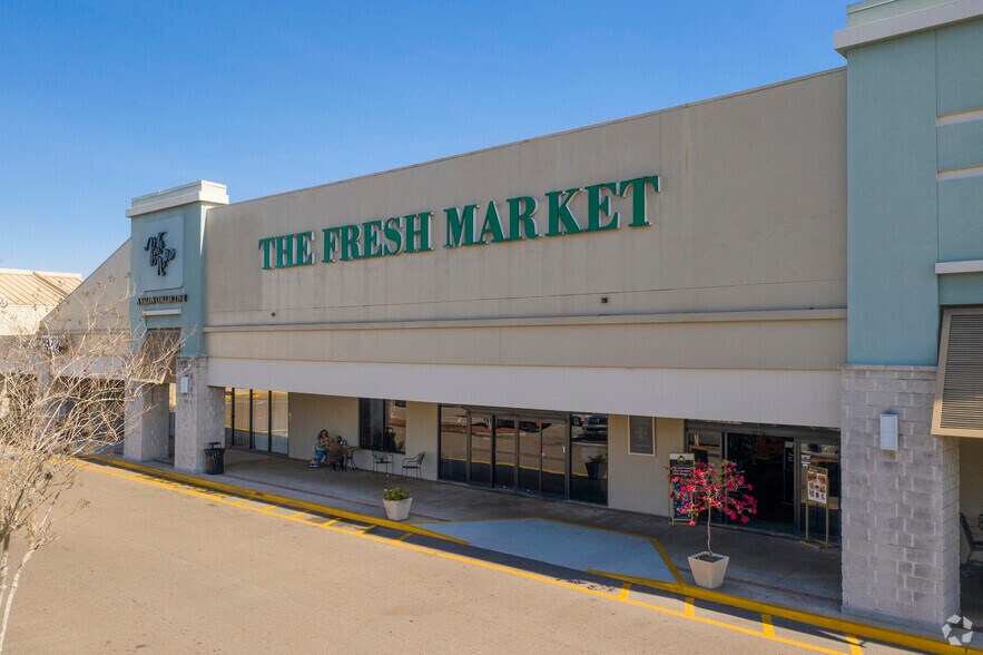 Primary Photo Of 13115-13149 N Dale Mabry Hwy, Tampa Unknown For Lease