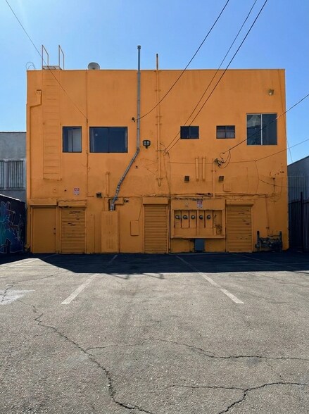 More Photos Of 7619-7621 Melrose Ave, Los Angeles Storefront Retail Office For Sale