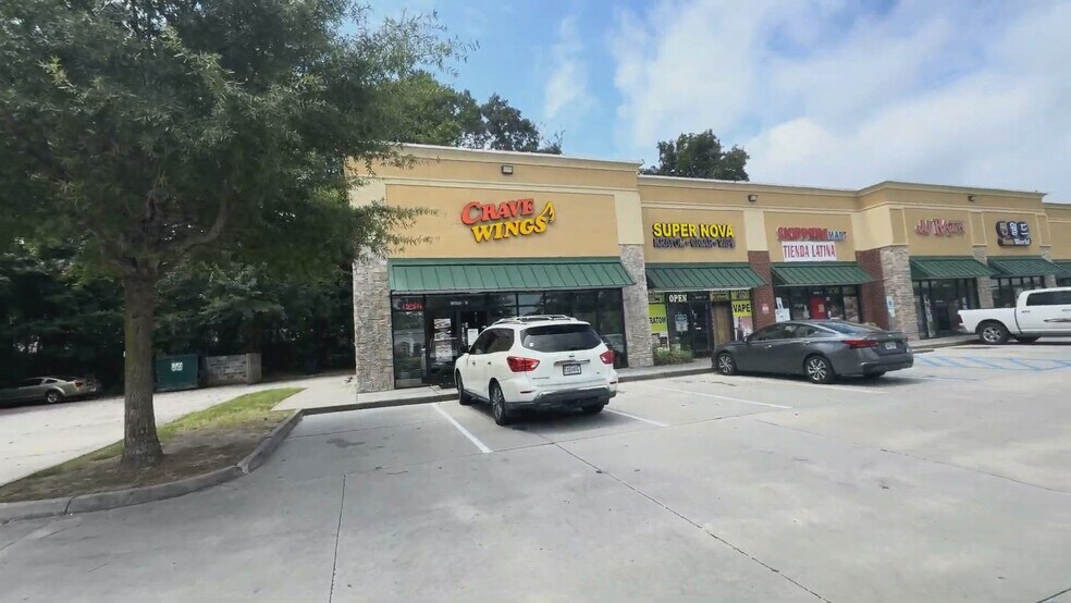 Primary Photo Of 13633 Warwick Blvd, Newport News Unknown For Lease