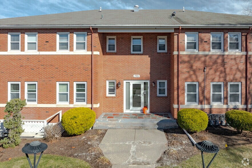 More Photos Of 295-299 Washington Ave, Hamden Medical For Lease