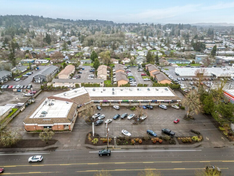 More Photos Of 919-935 NW Circle Blvd, Corvallis Storefront For Lease
